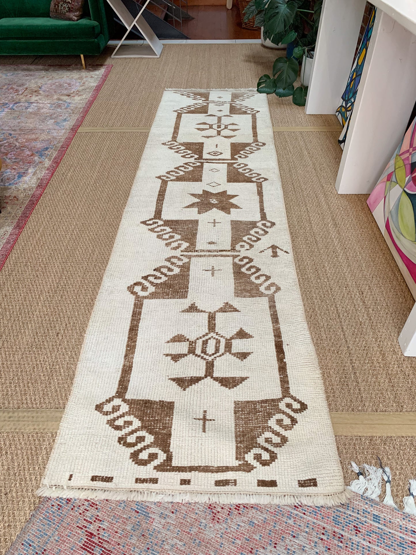 No. R1142- 3.1' x 11.8' Vintage Persian Herki Runner Rug