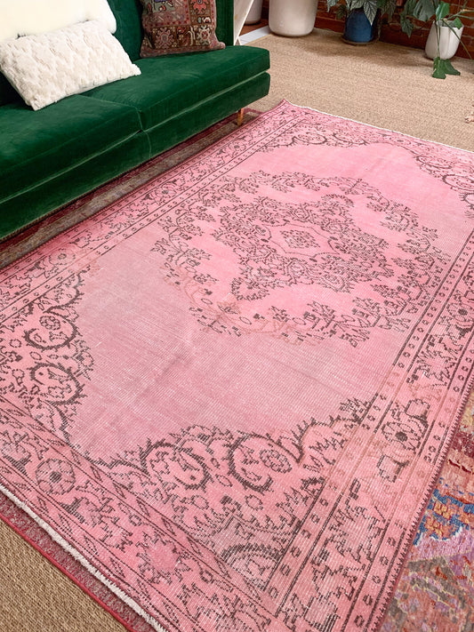 No. A1137- 5.7' x 9.4' Vintage Turkish Overdyed Area Rug