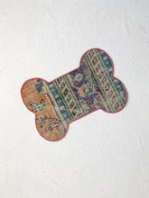 Load image into Gallery viewer, No. DM116 - Vintage Turkish Rug Pet Mat
