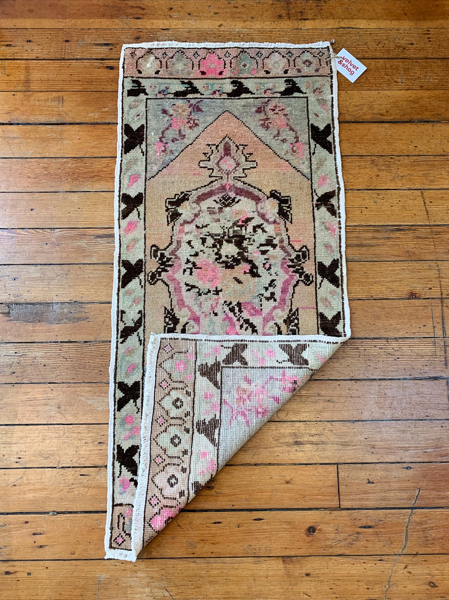 No. 629 - 1.7' x 3.8' Vintage Turkish Mini Rug