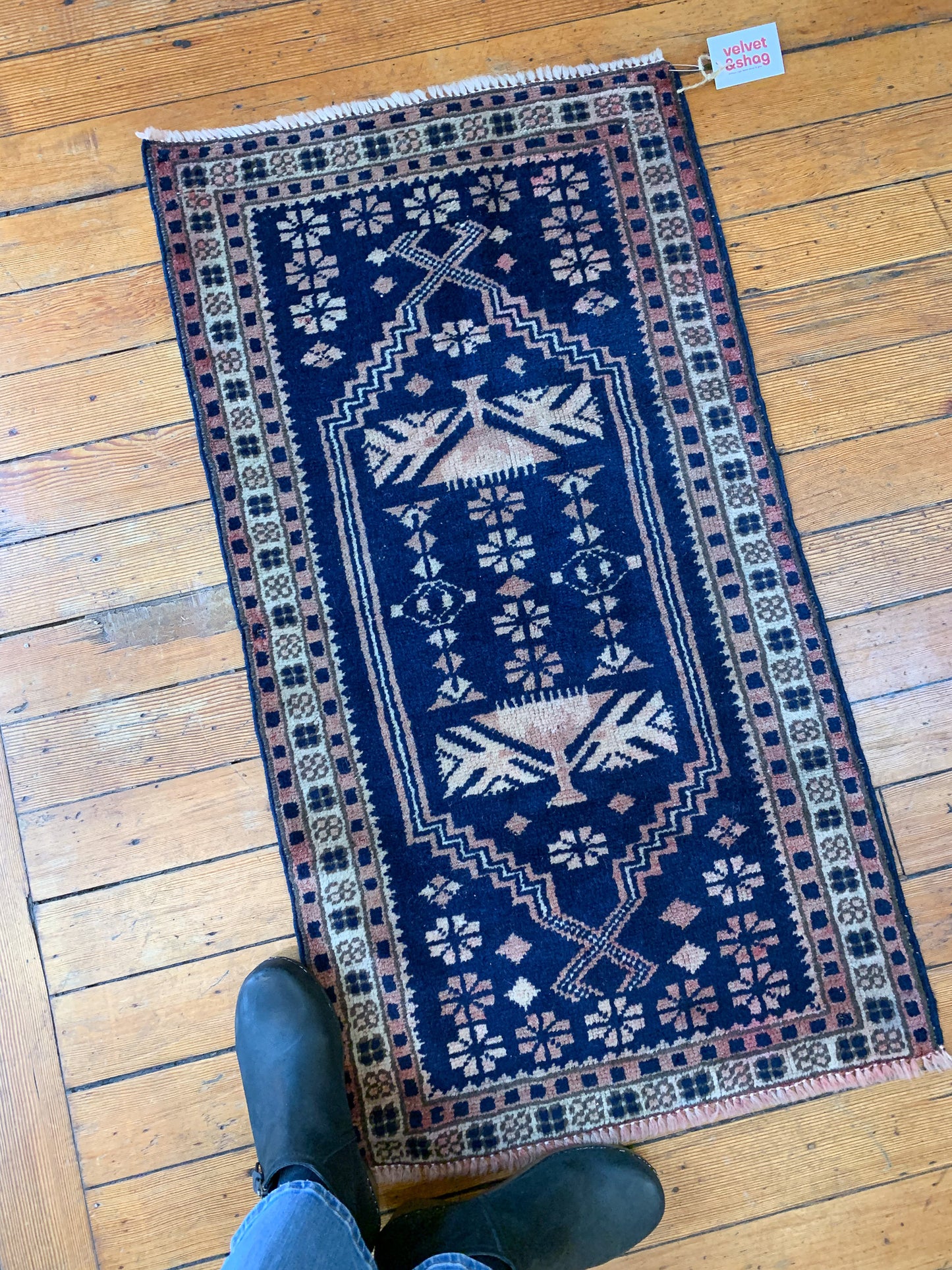 No. 626 - 1.8' x 3.5' Vintage Turkish Mini Rug