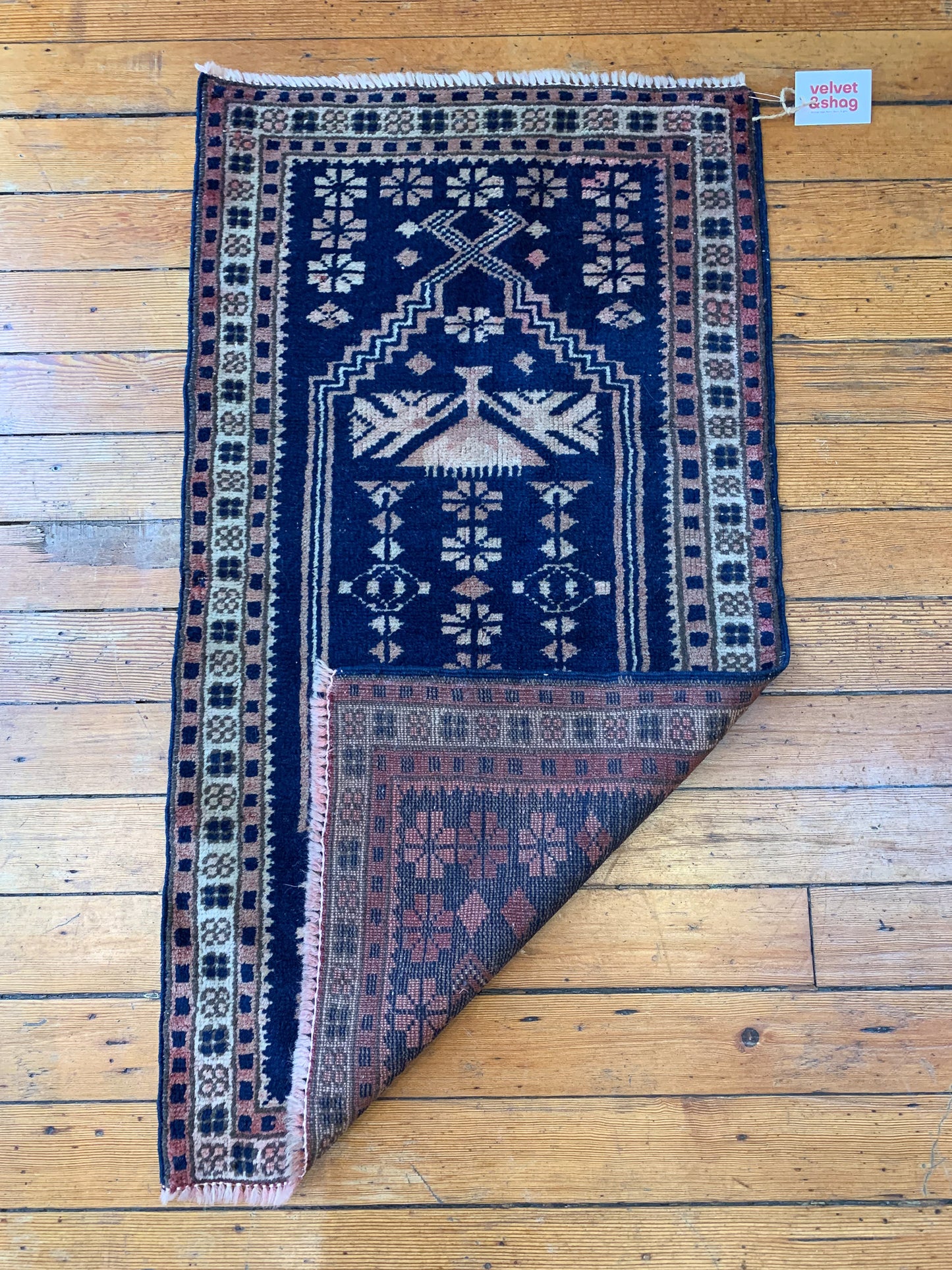 No. 626 - 1.8' x 3.5' Vintage Turkish Mini Rug