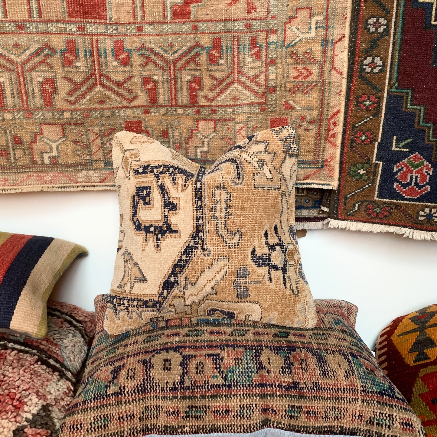 No. P297 - 16" X 16" Turkish Rug Pillow Cover