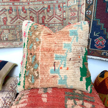 Load image into Gallery viewer, No. P259 - 20&quot; X 20&quot; Moroccan Rug Pillow Cover
