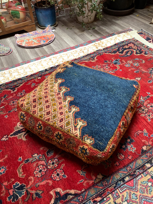 Moroccan Rug Floor Pouf / Pet Bed #351