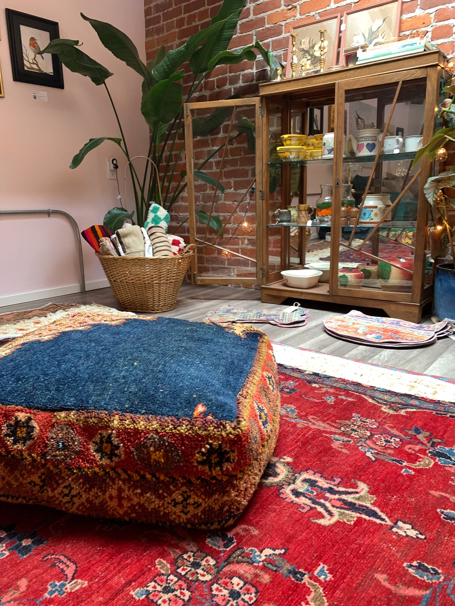 Moroccan Rug Floor Pouf / Pet Bed #351