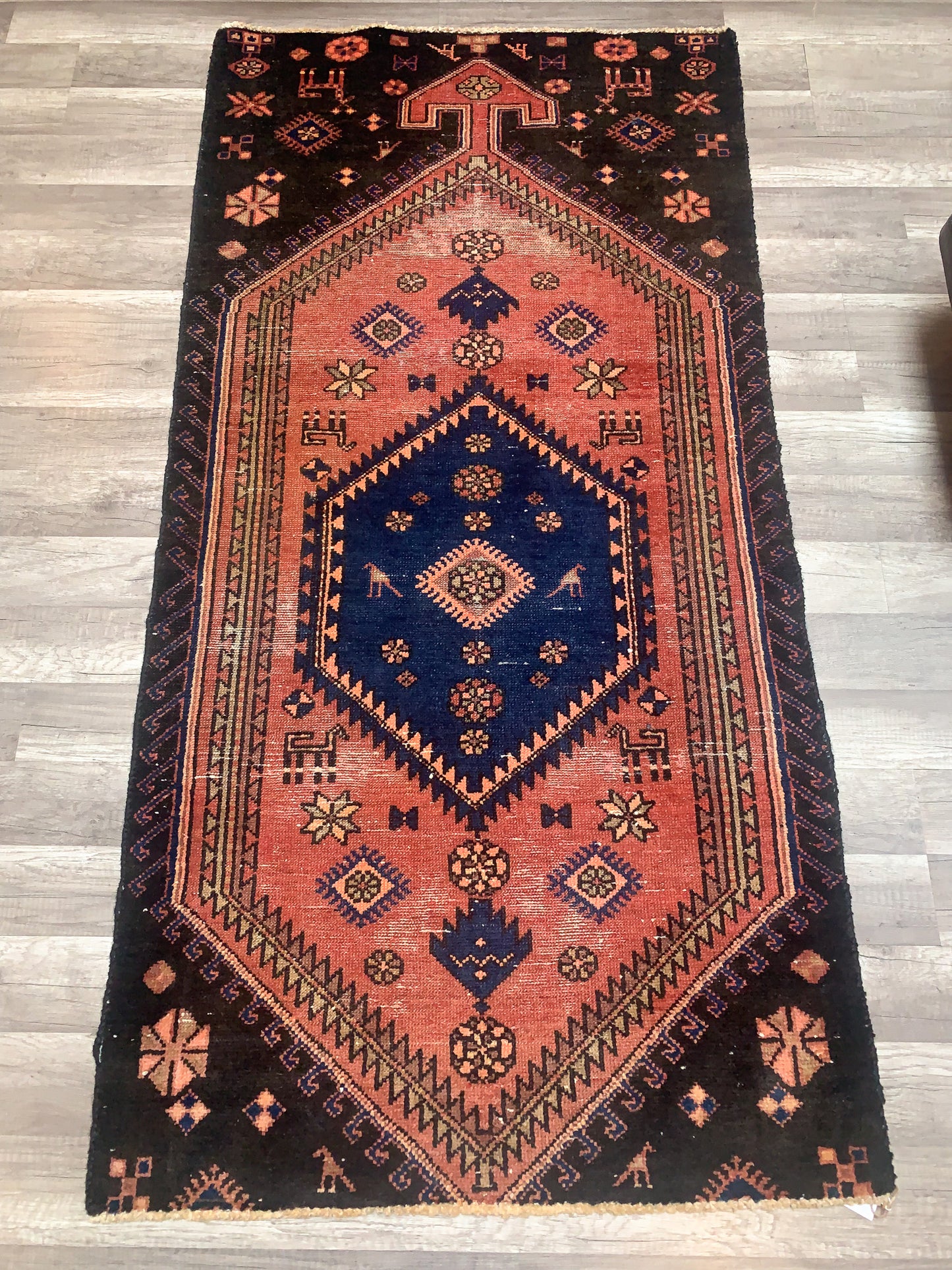 Vintage Persian Tribal Area Rug No. A1153 - 2.9' x 5.7'