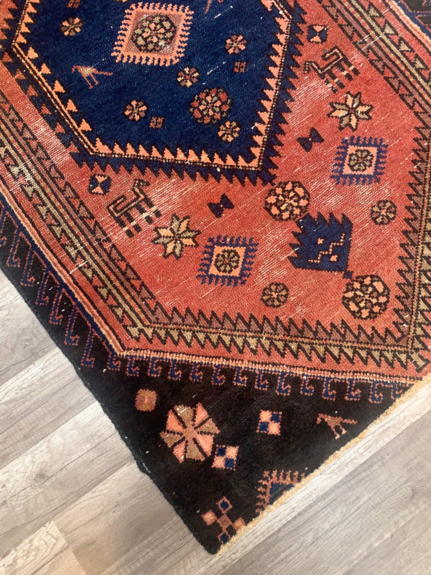 Vintage Persian Tribal Area Rug No. A1153 - 2.9' x 5.7'