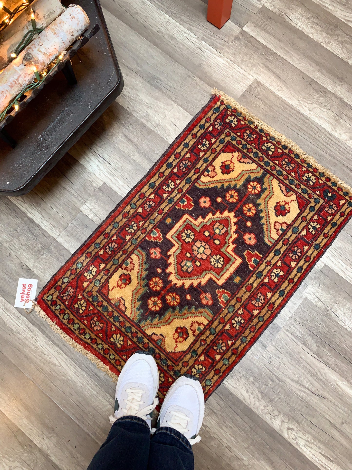 Vintage Persian Mini Rug 1.7'x2.6' - No. 640