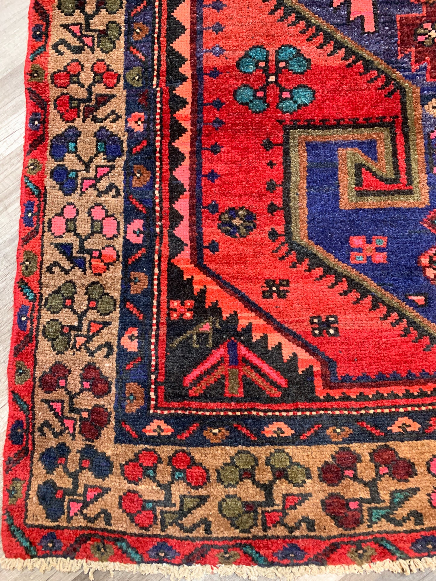 Vintage Persian Tribal Area Rug No. A1154 - 3.9' x 7.3'