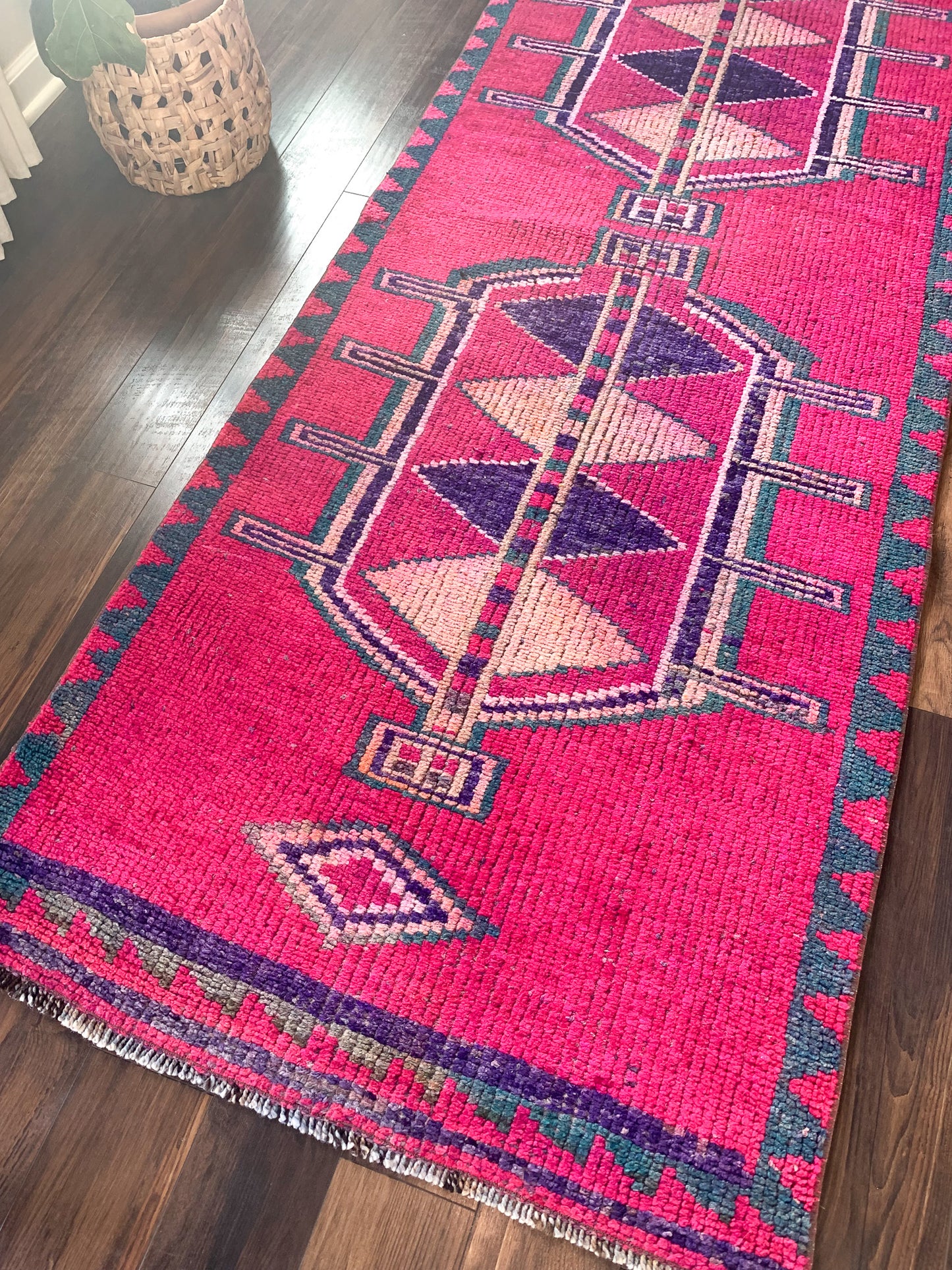 R1096 - 3.1' x 10.9' Vintage Turkish Herki Runner Rug