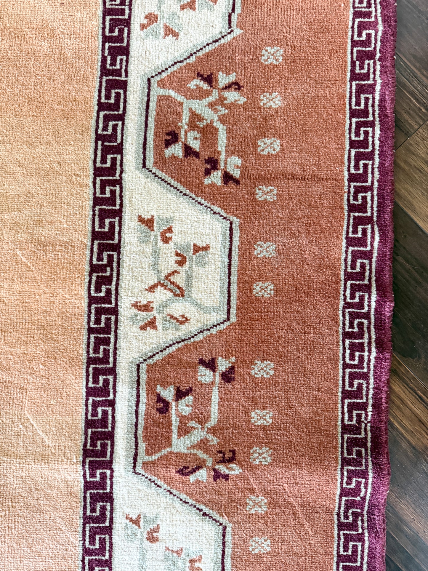 Vintage Turkish Area Rug No. A1225 - 4’x6.3’