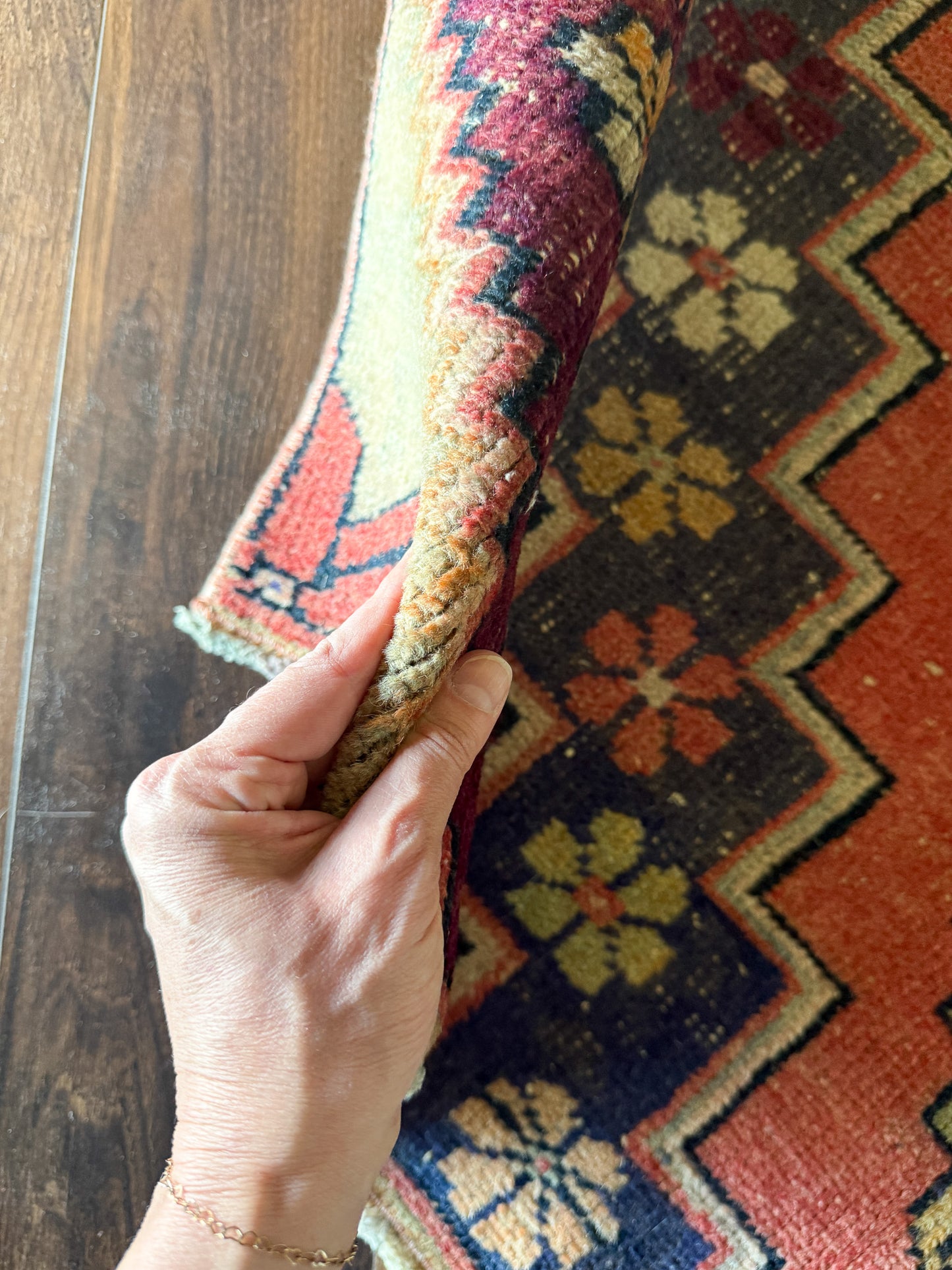 Vintage Turkish Area Rug No. A1226 - 3.7'x6.9'