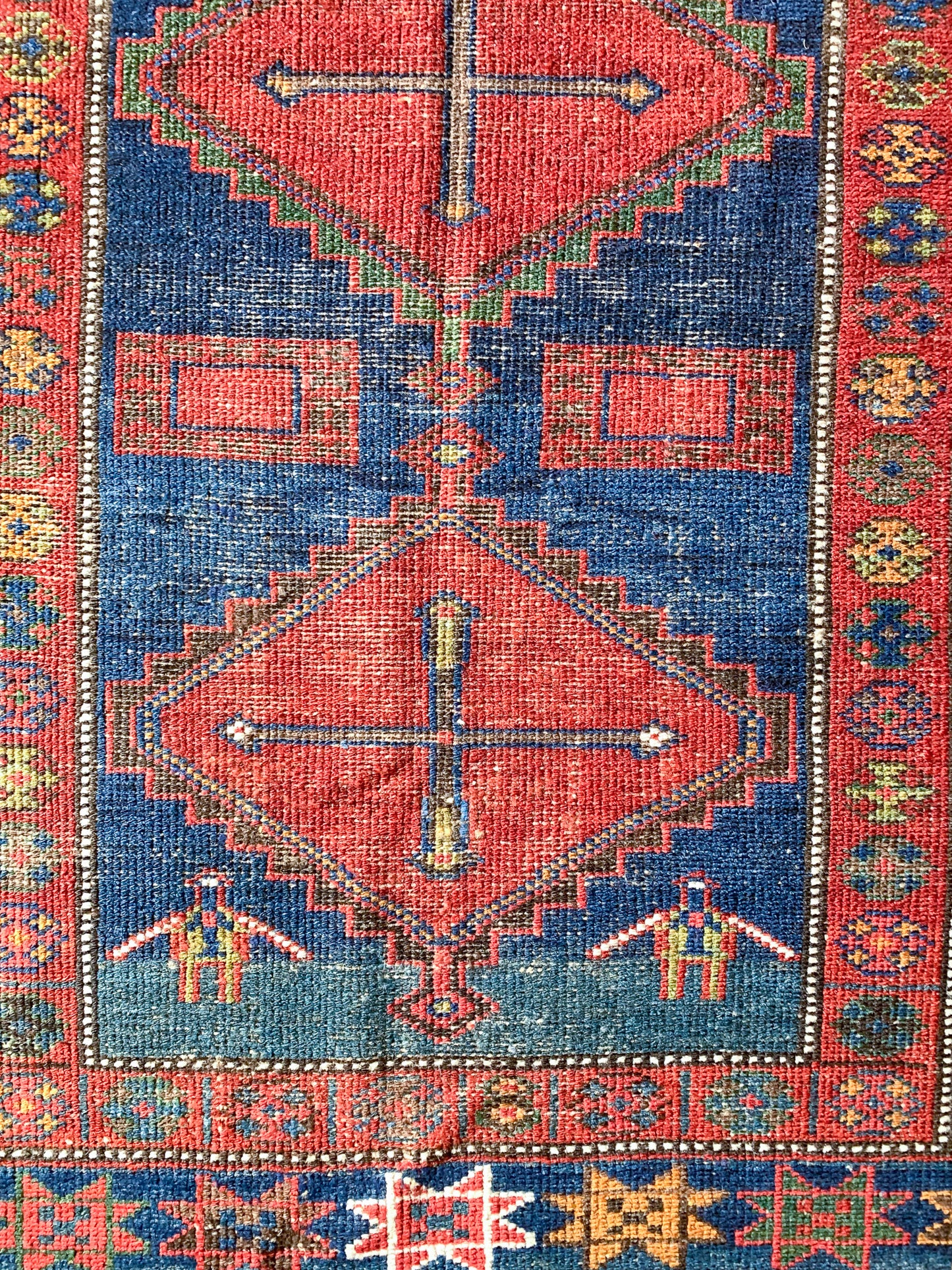 No. A1102 - 4.5' x 8.7' Antique Persian Kazak Area Rug