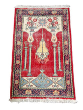 Load image into Gallery viewer, A1105 - 2.5&#39; x 4.1&#39; Vintage Turkish Area Rug
