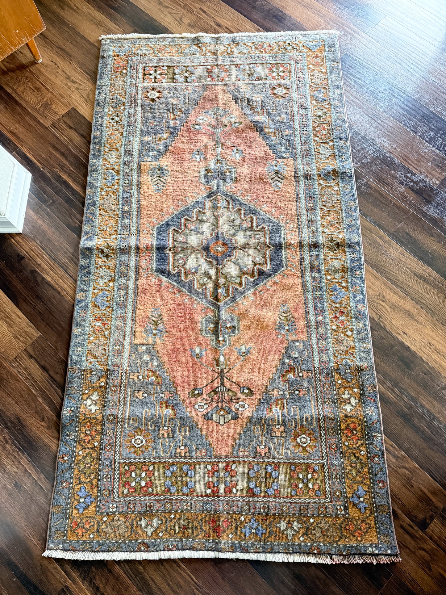 Vintage Turkish Area Rug No. A1227 - 3.4'x6.6'