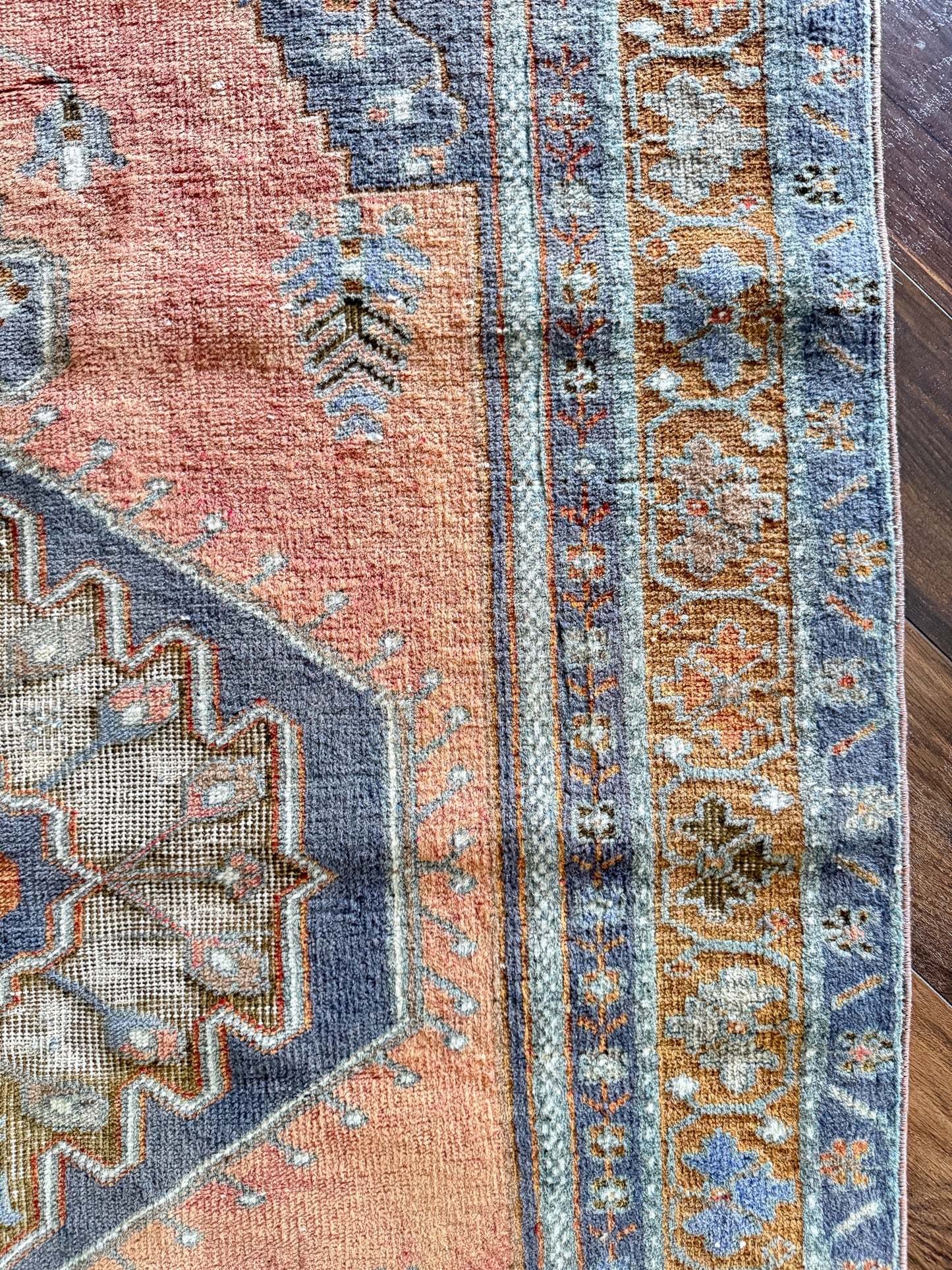 Vintage Turkish Area Rug No. A1227 - 3.4'x6.6'