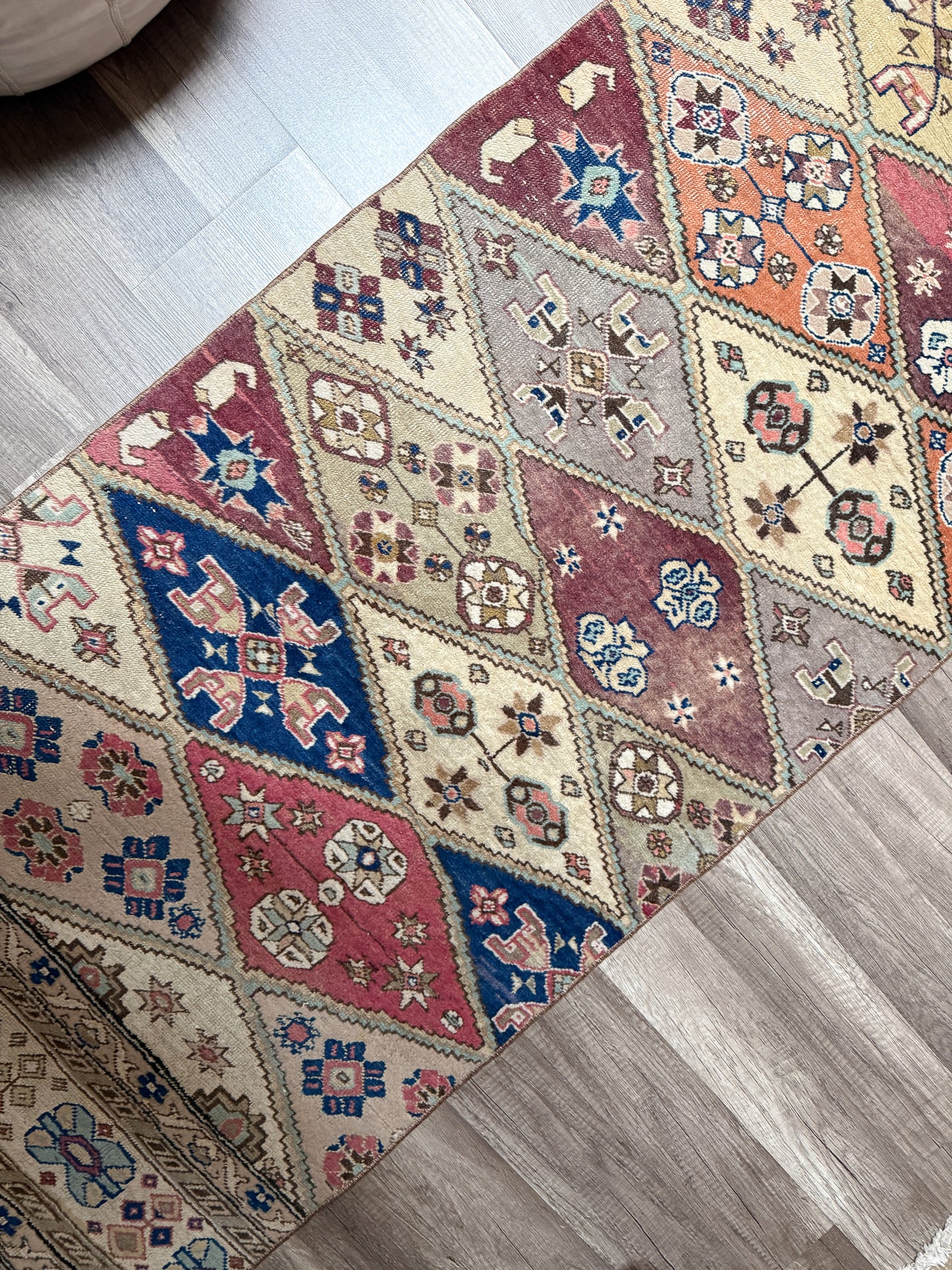 Vintage Turkish Runner Rug No. R1229 - 2.4’x9.6’