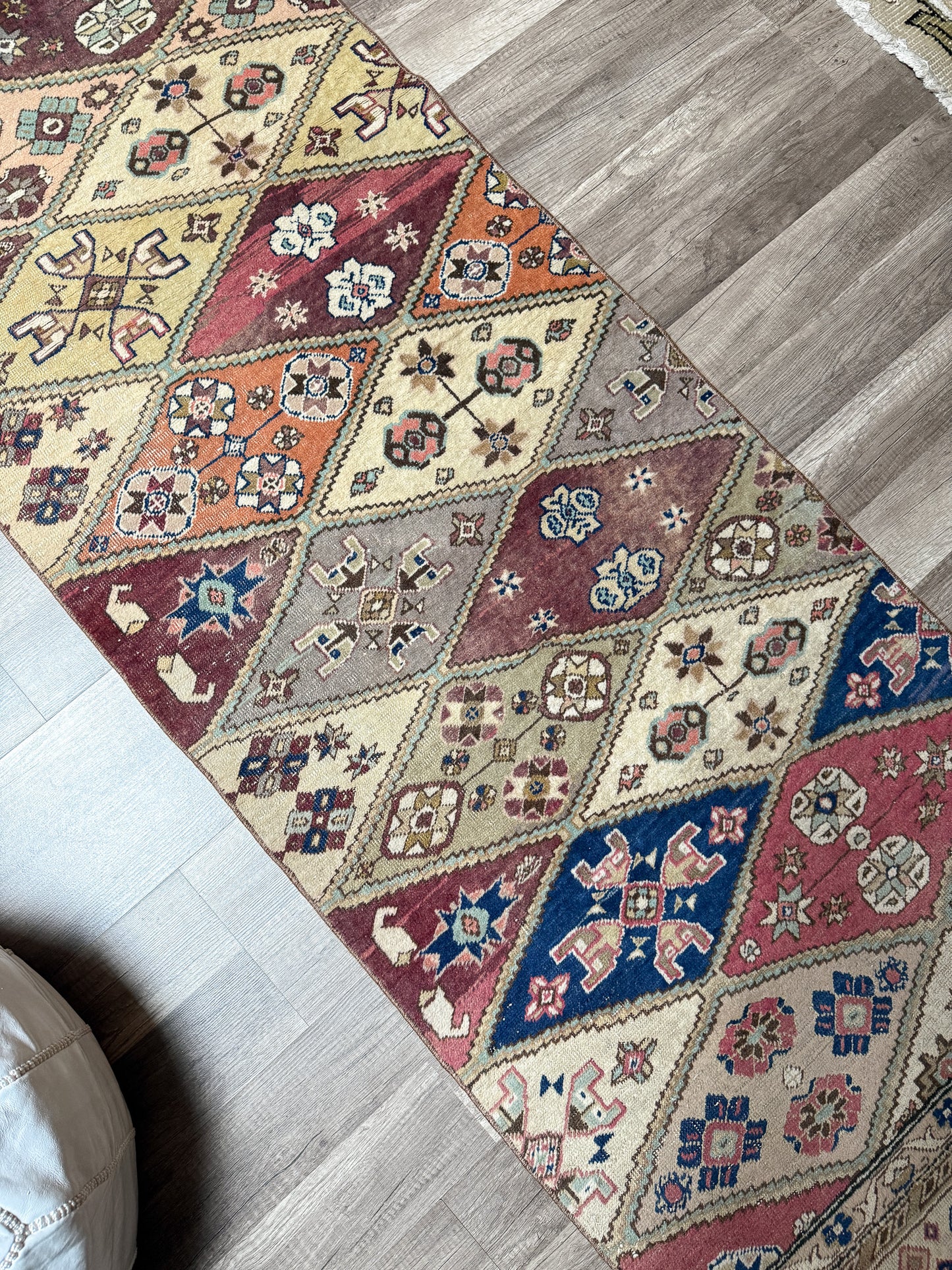 Vintage Turkish Runner Rug No. R1229 - 2.4’x9.6’