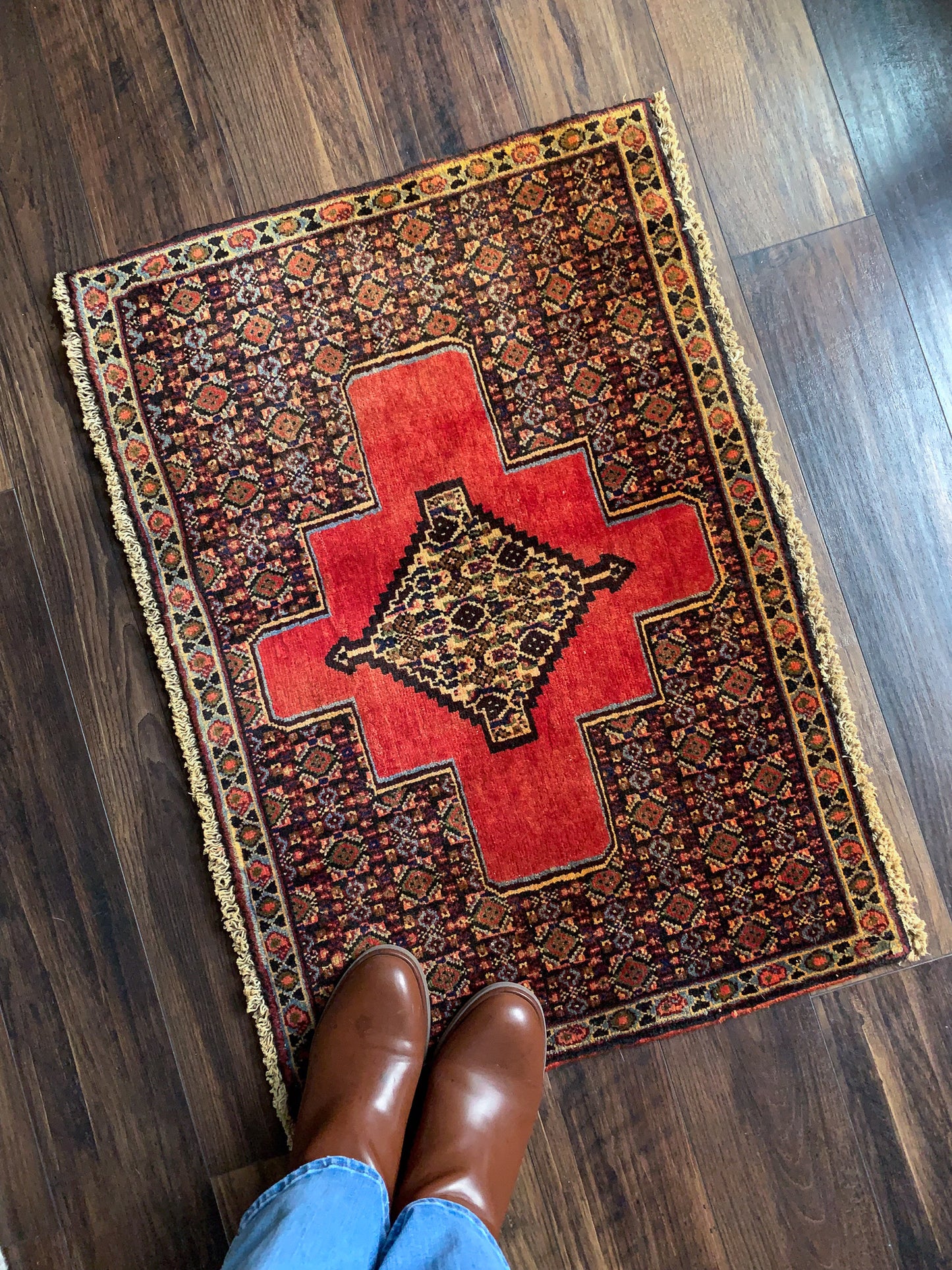 Vintage Persian Mini Rug 1.9'x2.7' - No. 644