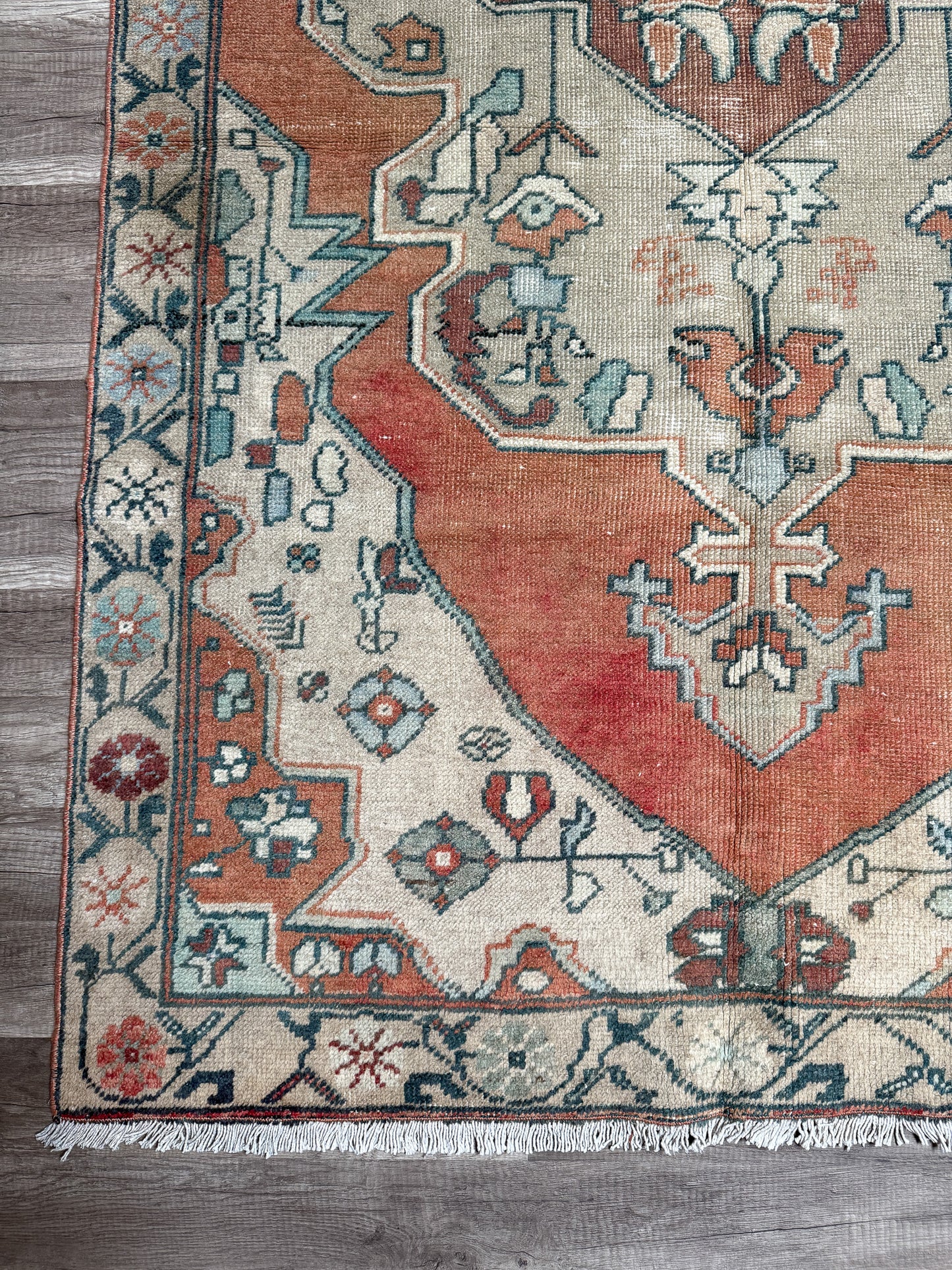 Vintage Turkish Area Rug No. A1231 - 4.3'x8.1'