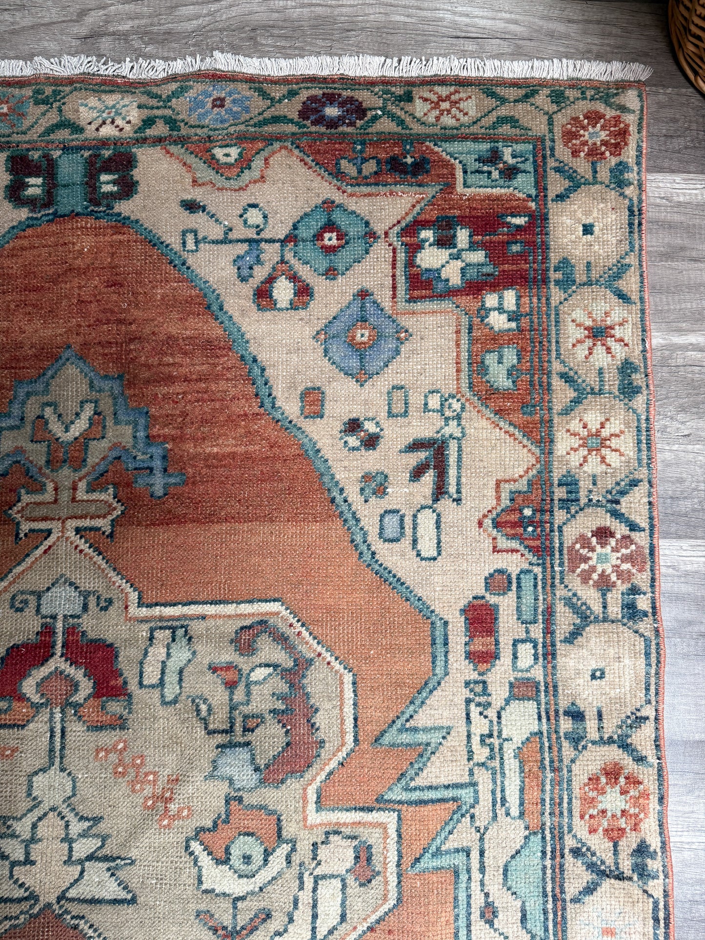 Vintage Turkish Area Rug No. A1231 - 4.3'x8.1'