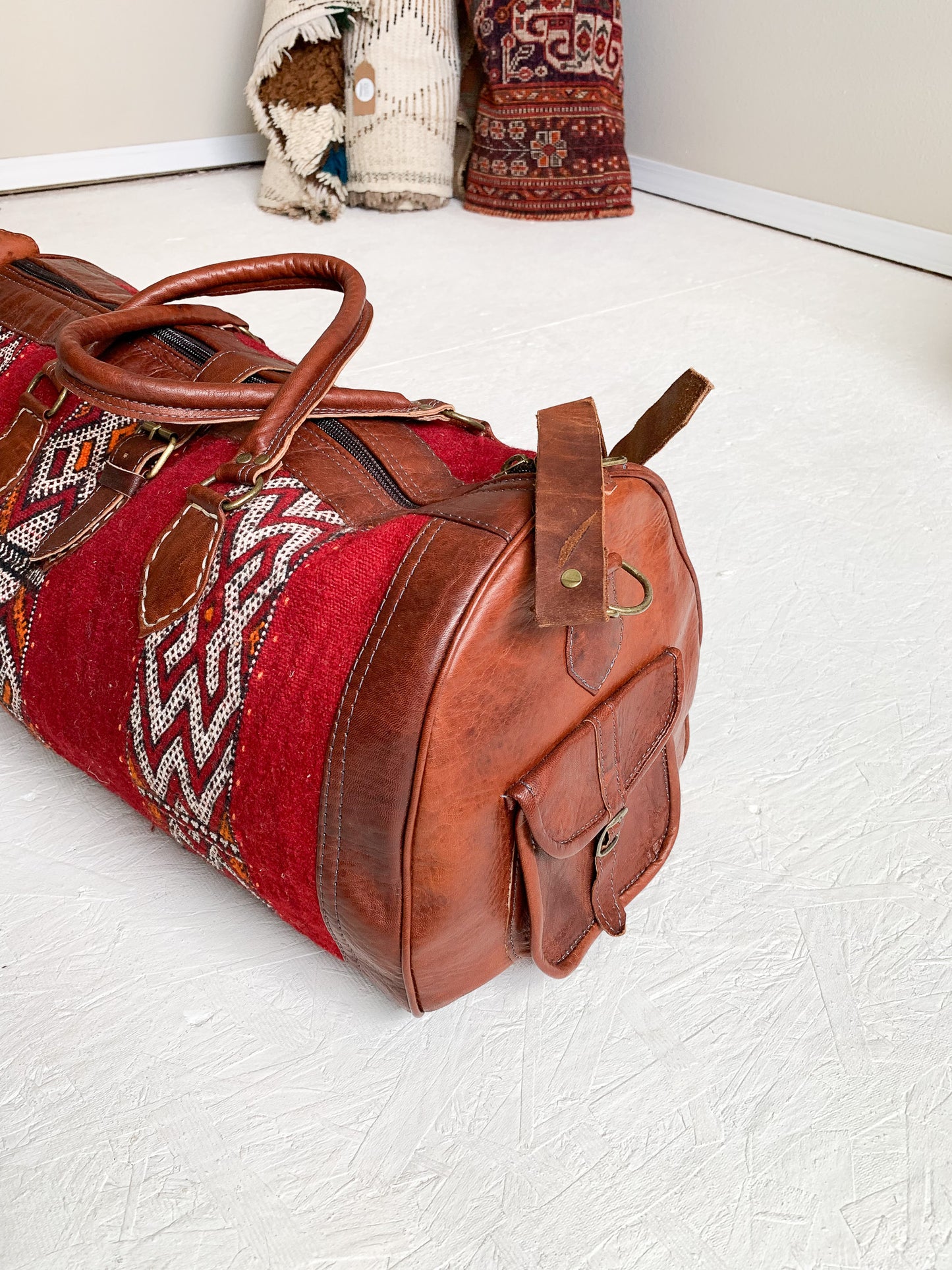 No. BAG 147 - Red Moroccan Handmade Rug & Leather Duffle Bag