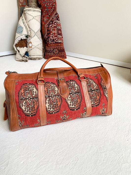 No. BAG 151 - Red Moroccan Handmade Rug & Leather Duffle Bag