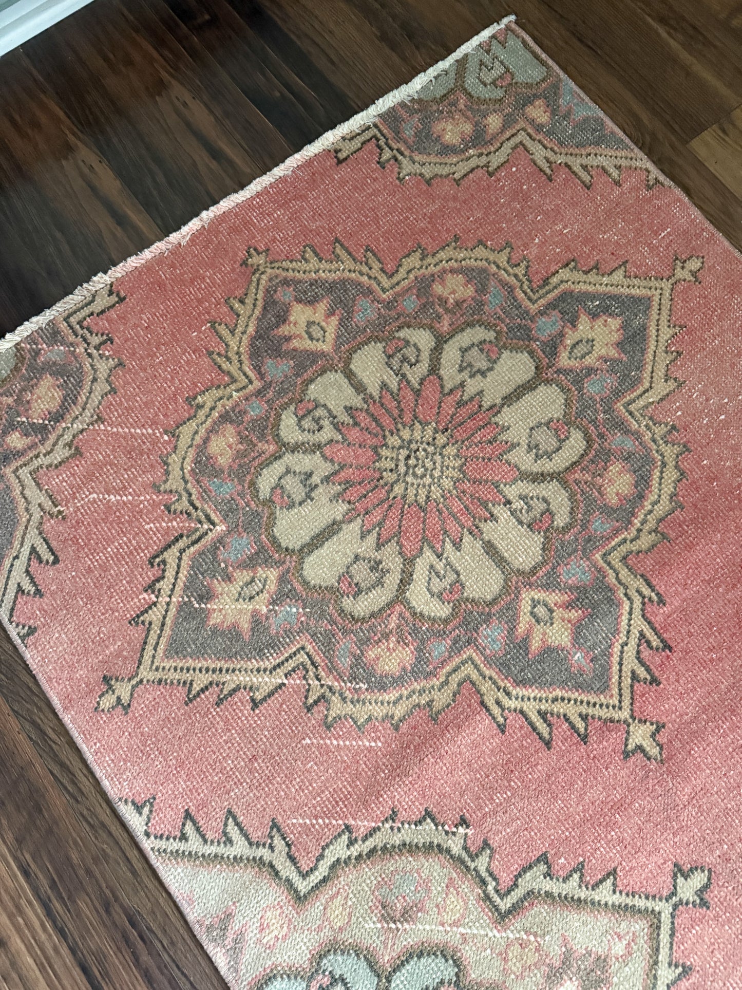 Vintage Turkish Runner Rug No. R1241 - 3’x9.3’