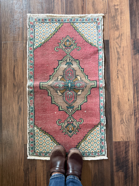 Vintage Turkish Mini Rug 1.6’x3.0' - No. 742