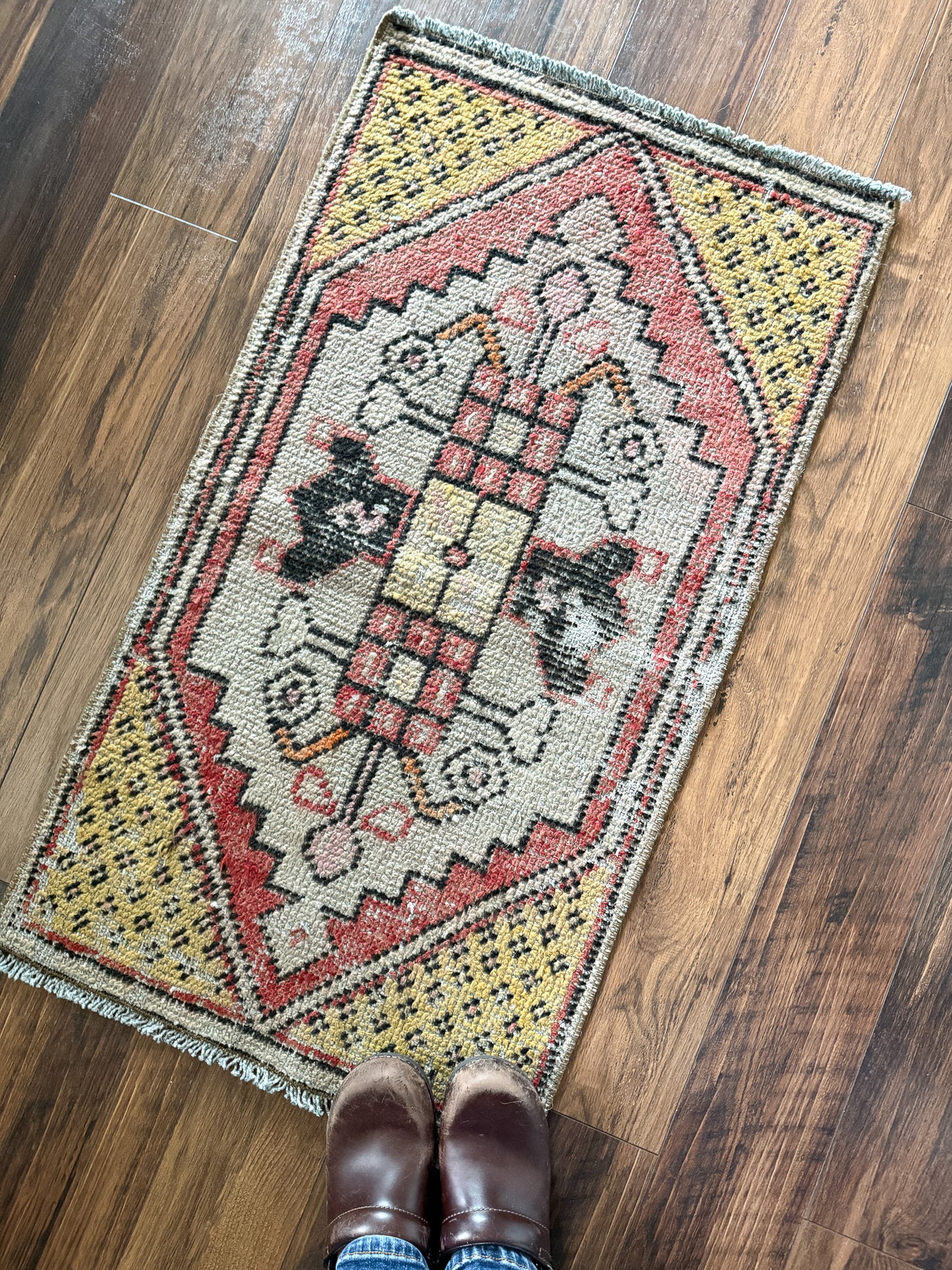 Vintage Turkish Mini Rug 1.8’x3.3' - No. 739