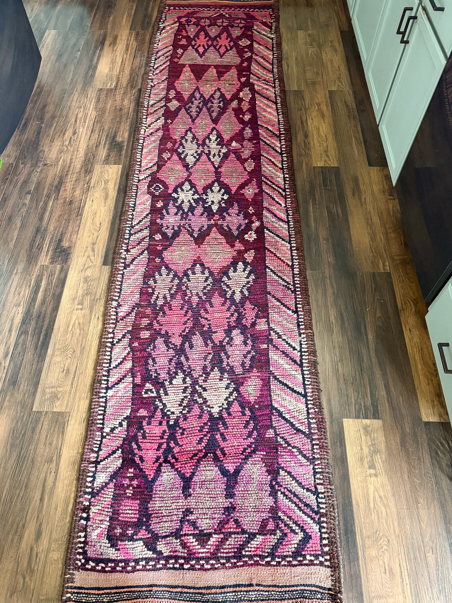 Vintage Turkish Herki Runner Rug No. R1236 - 2.8’x11.8’