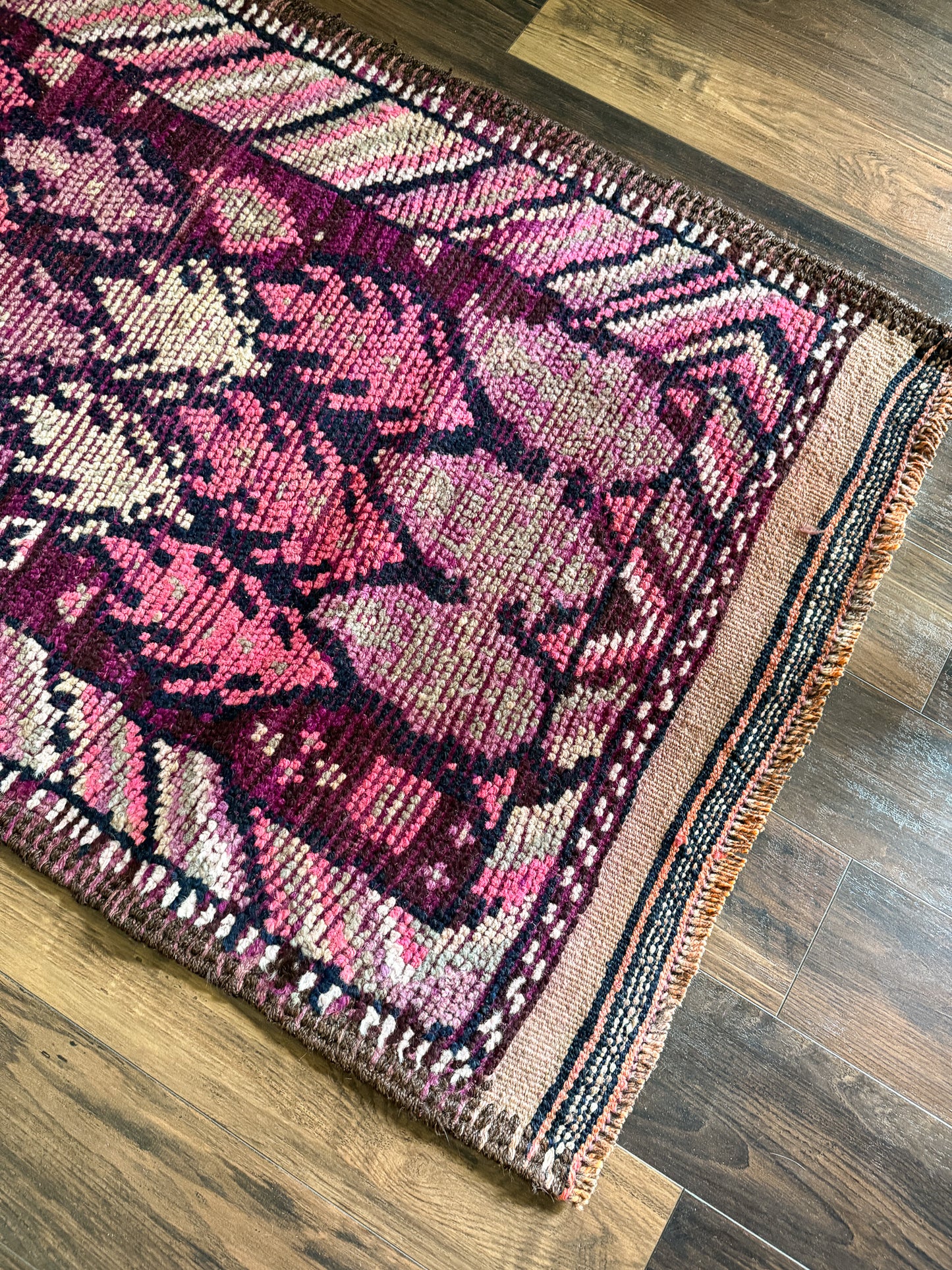 Vintage Turkish Herki Runner Rug No. R1236 - 2.8’x11.8’