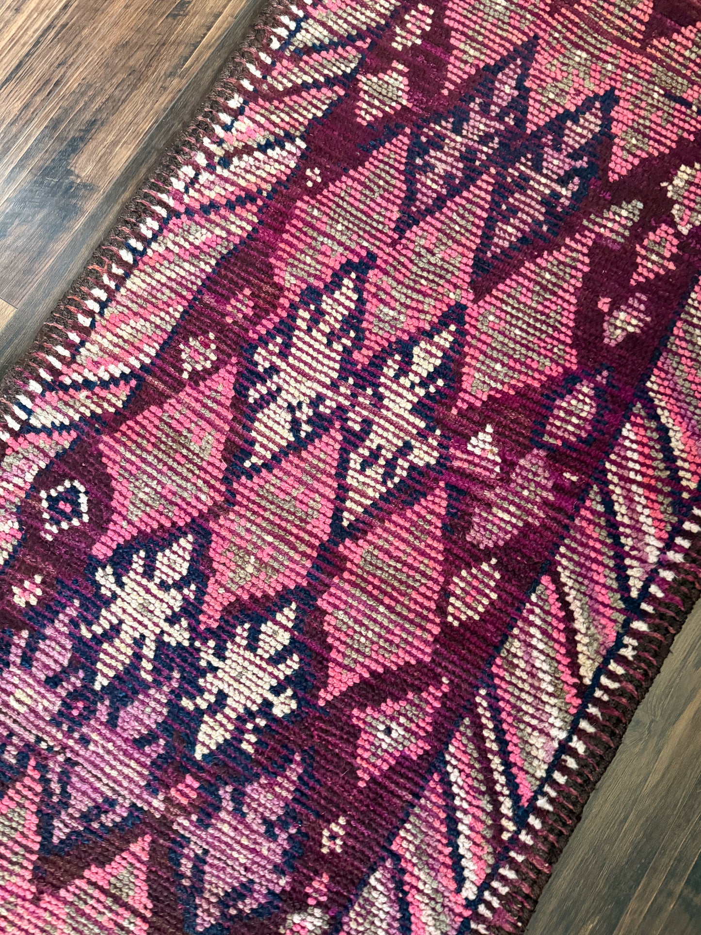 Vintage Turkish Herki Runner Rug No. R1236 - 2.8’x11.8’