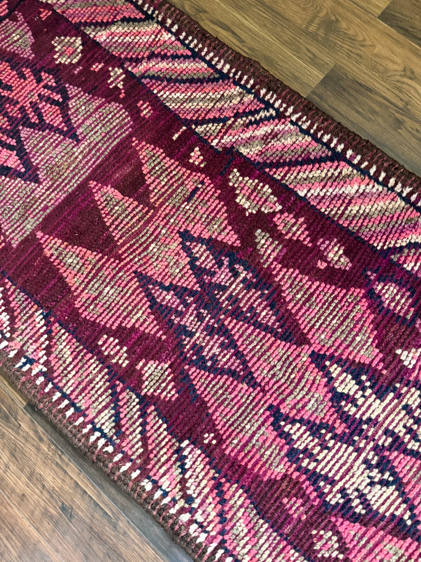 Vintage Turkish Herki Runner Rug No. R1236 - 2.8’x11.8’