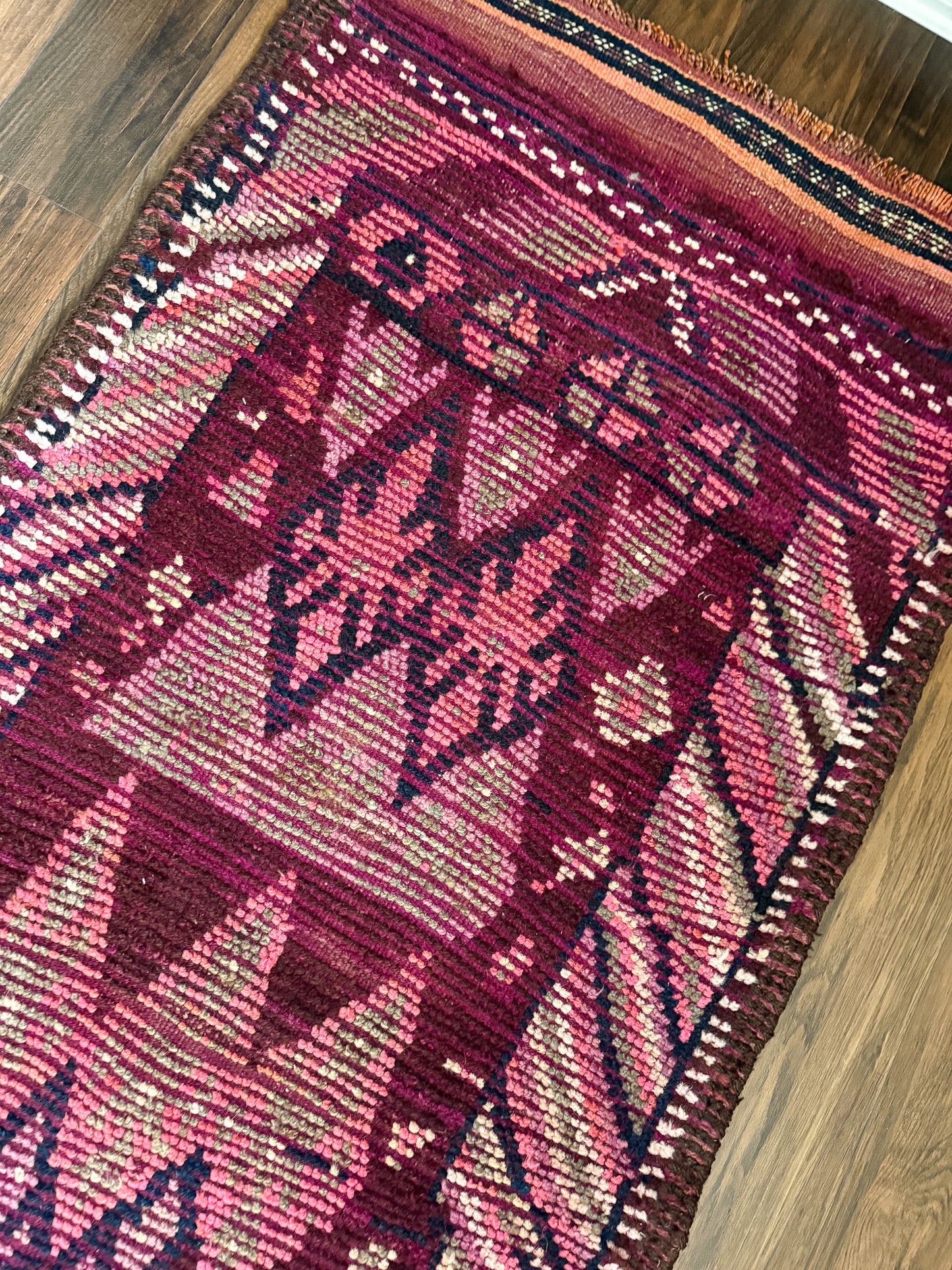 Vintage Turkish Herki Runner Rug No. R1236 - 2.8’x11.8’