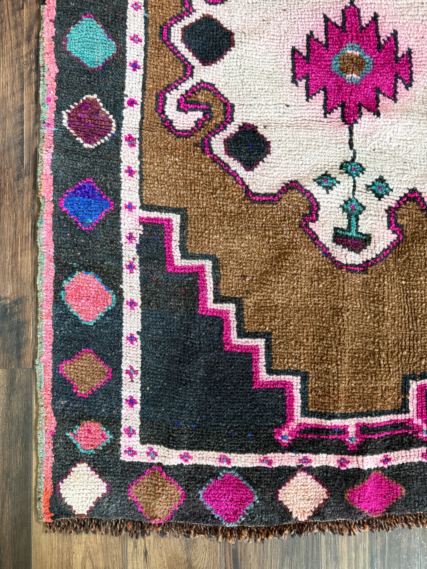 Vintage Turkish Area Rug No. A1240 - 3.0'x4.5'