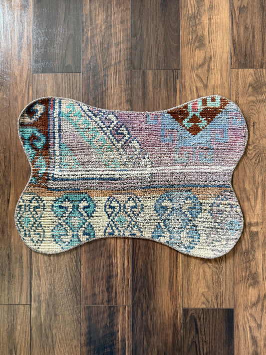 Vintage Turkish Rug Pet Mat, Large - DM211