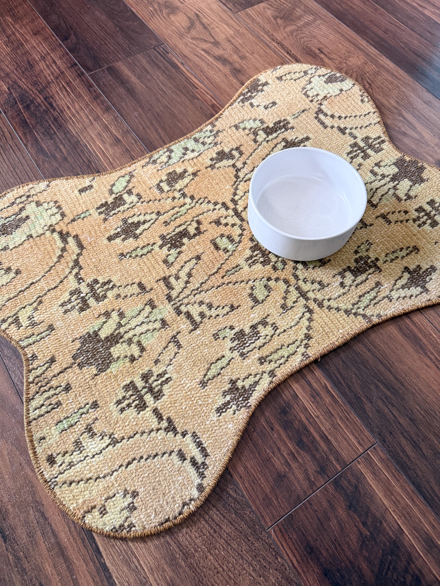 Vintage Turkish Rug Pet Mat, Large - DM209