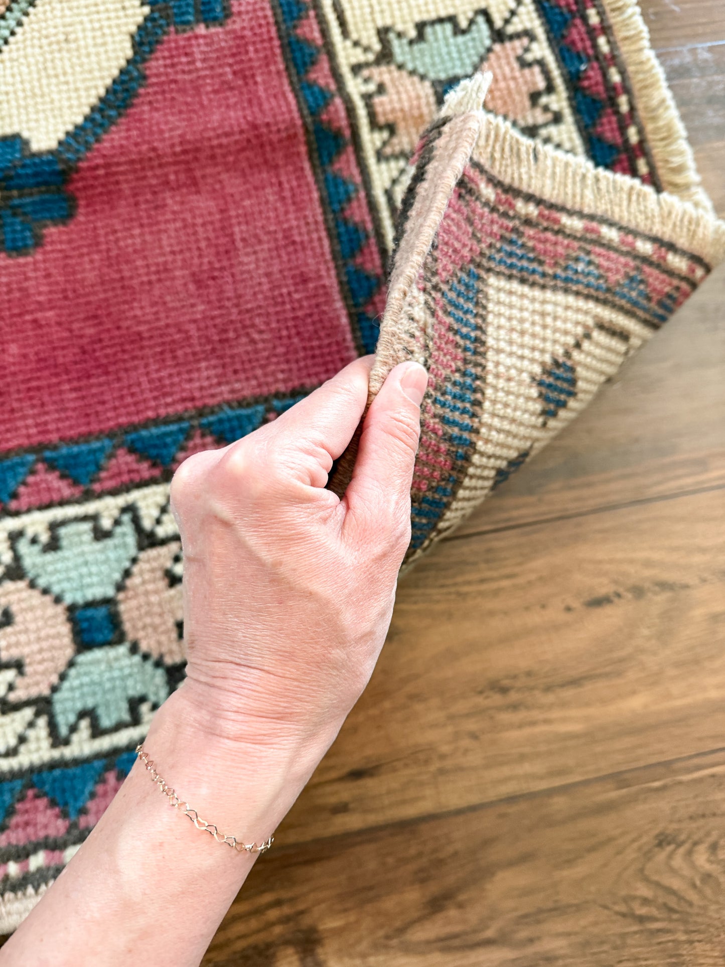 Vintage Turkish Area Rug No. A1237 - 3.4'x6.6'