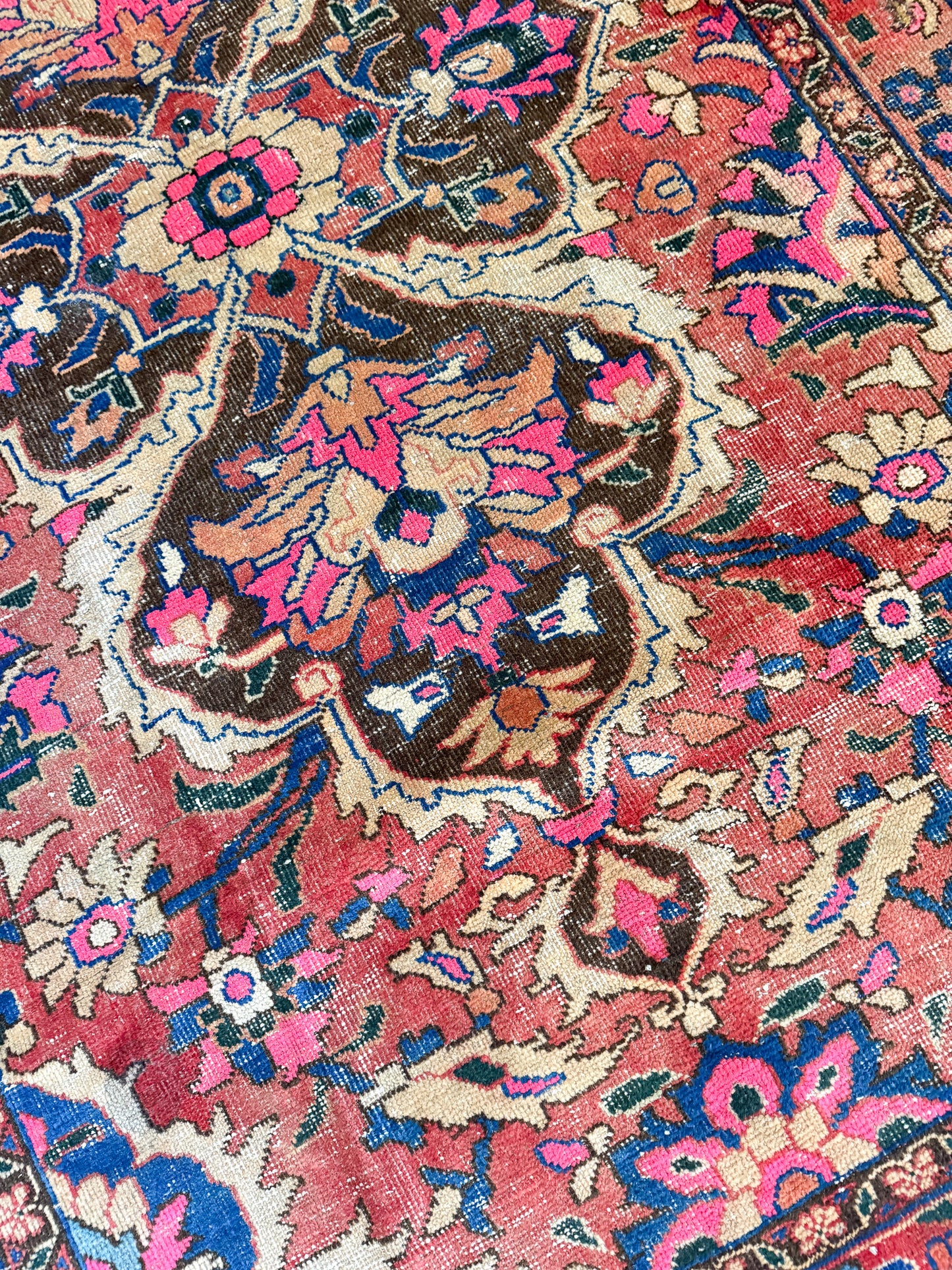 Vintage Turkish Area Rug No. A1238 - 4.9'x7.9'