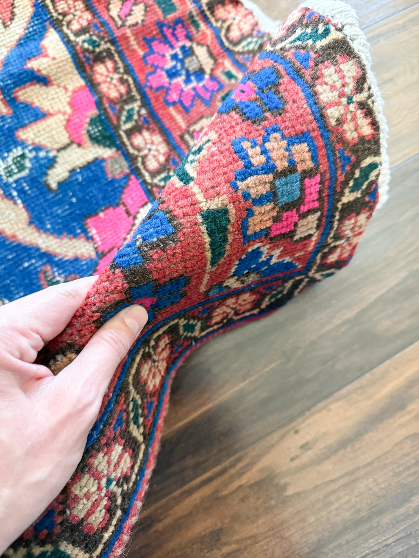 Vintage Turkish Area Rug No. A1238 - 4.9'x7.9'