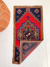 Load image into Gallery viewer, No. 543 - 1.7&#39; x 3.3&#39; Vintage Turkish Mini Rug
