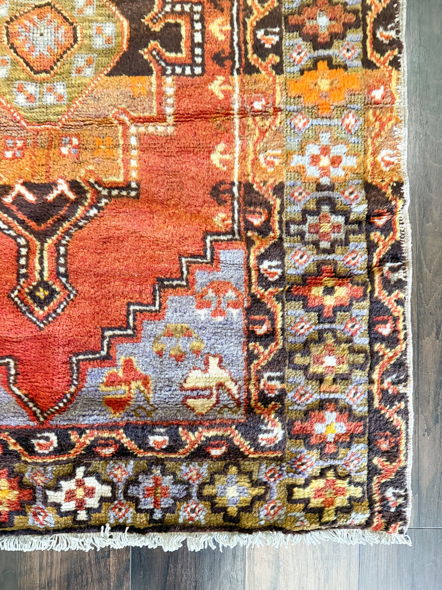 Vintage Turkish Area Rug No. A1239 - 2.8'x5.4'
