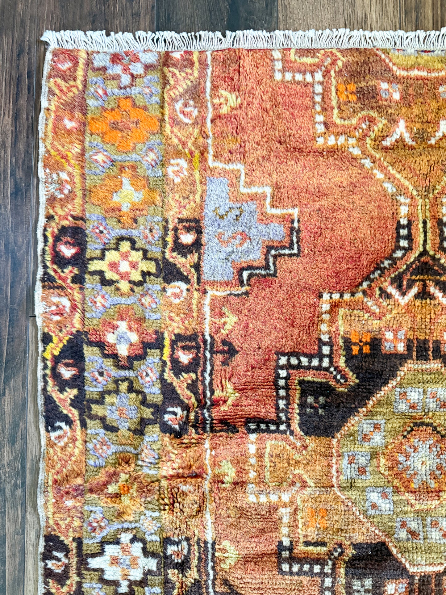 Vintage Turkish Area Rug No. A1239 - 2.8'x5.4'