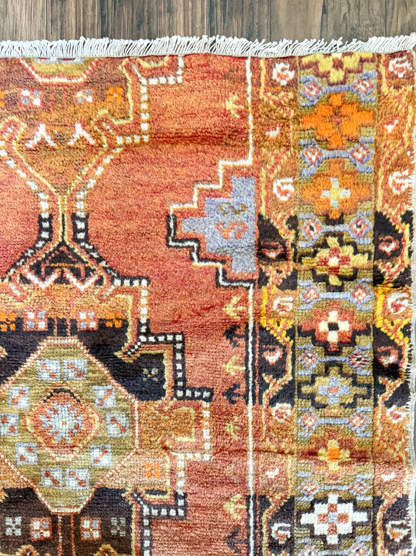 Vintage Turkish Area Rug No. A1239 - 2.8'x5.4'