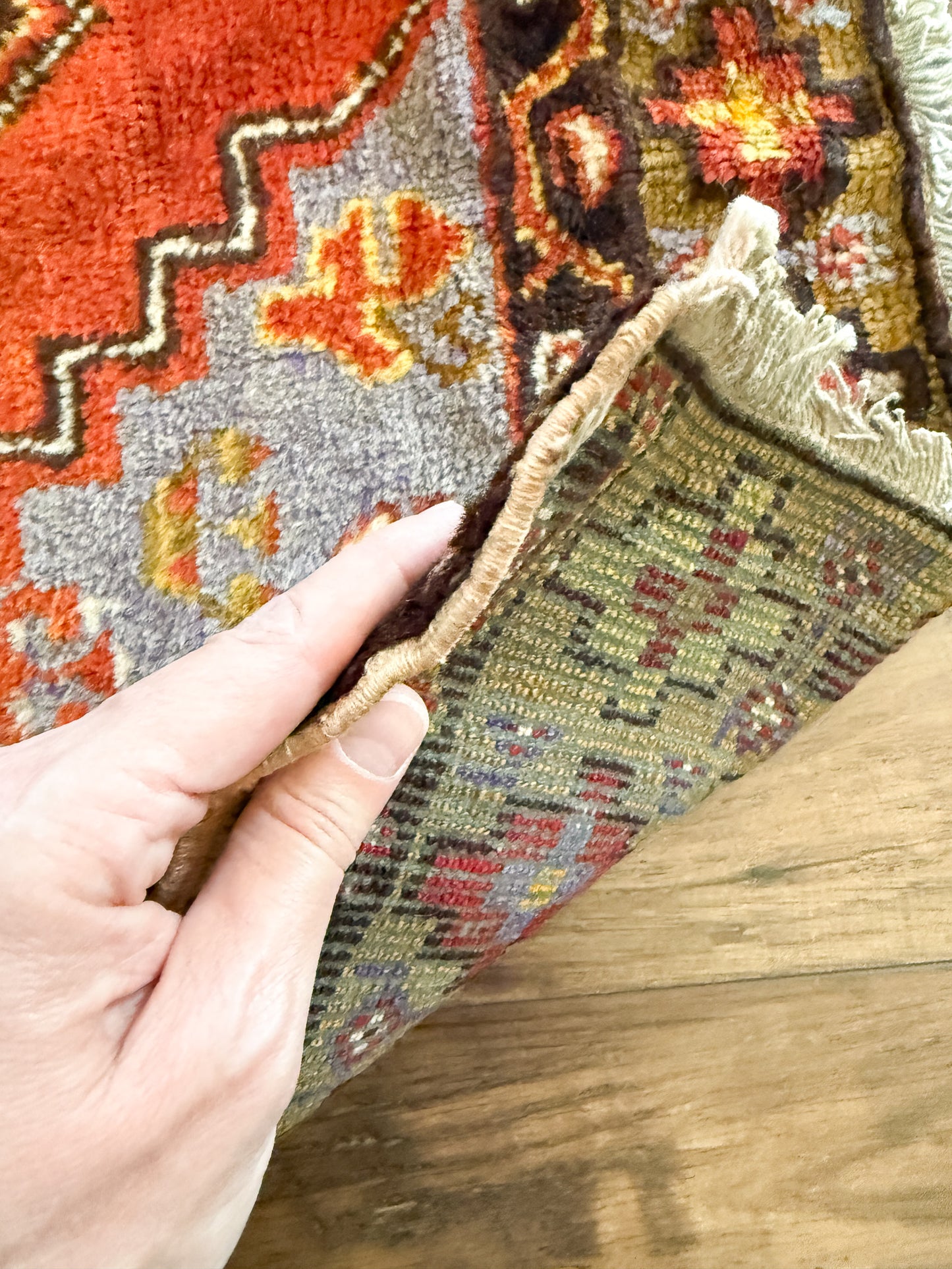Vintage Turkish Area Rug No. A1239 - 2.8'x5.4'