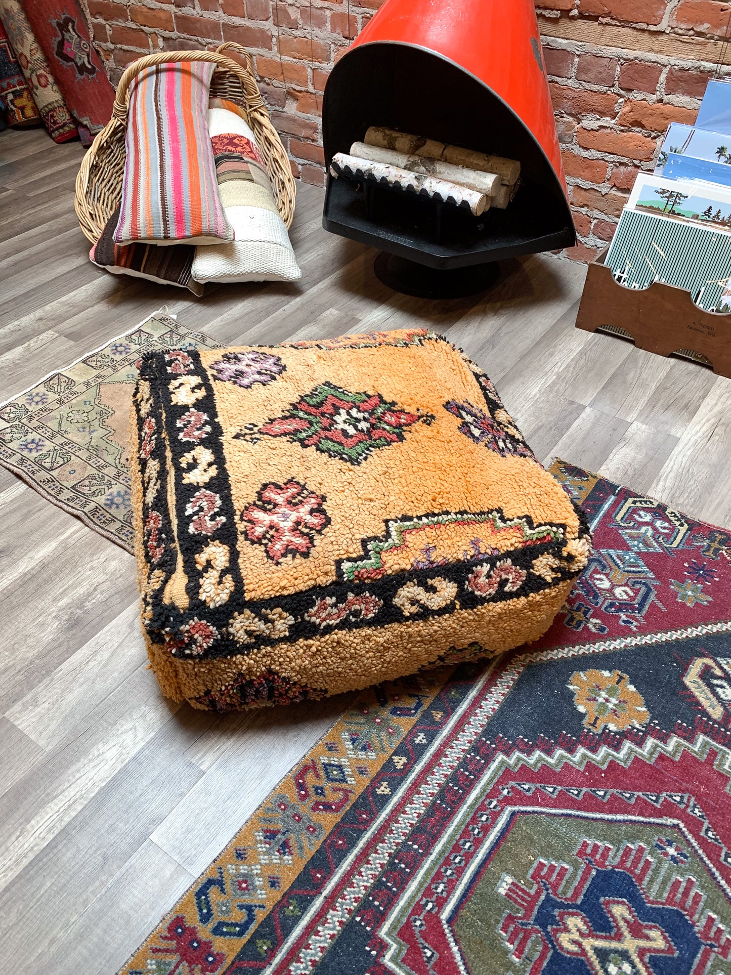 Moroccan Rug Floor Pouf / Pet Bed #362