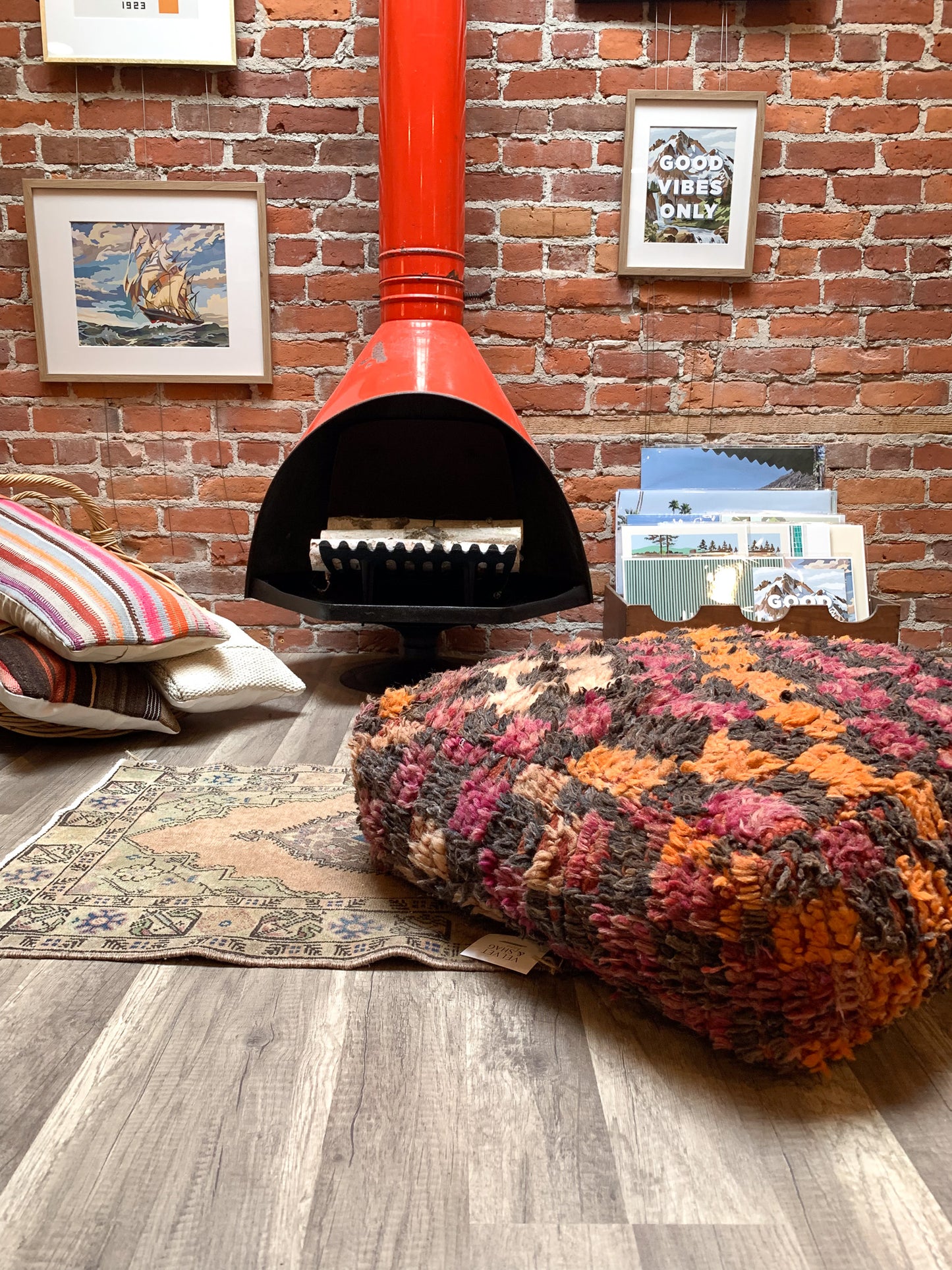 Moroccan Rug Floor Pouf / Pet Bed #363