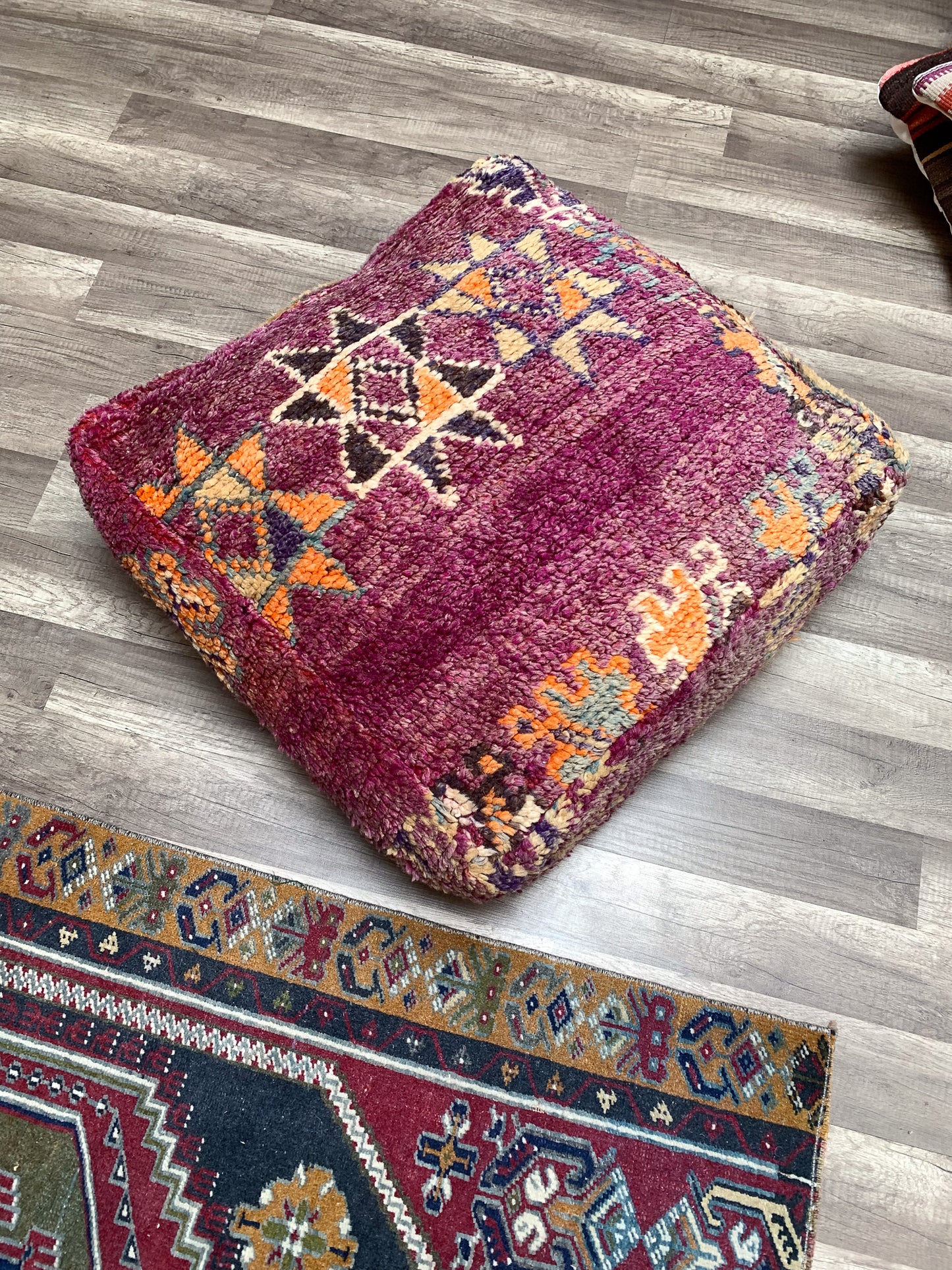 Moroccan Rug Floor Pouf / Pet Bed #364